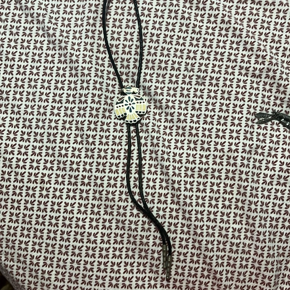 Bolo tie
